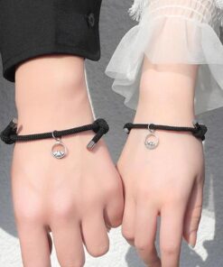 Privucite narukvice za parove