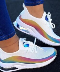 Prozračne tenisice na vezanje