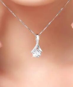 Unbiological Sister Anchor Ogrlica